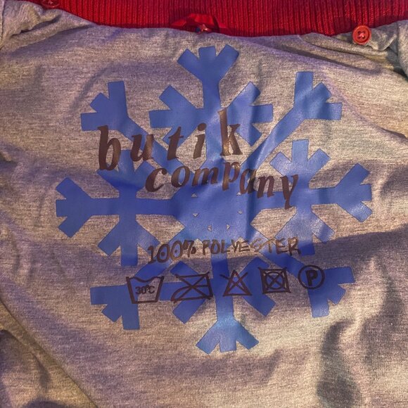 Red Puffer Winter Vest - Picture 8 of 8